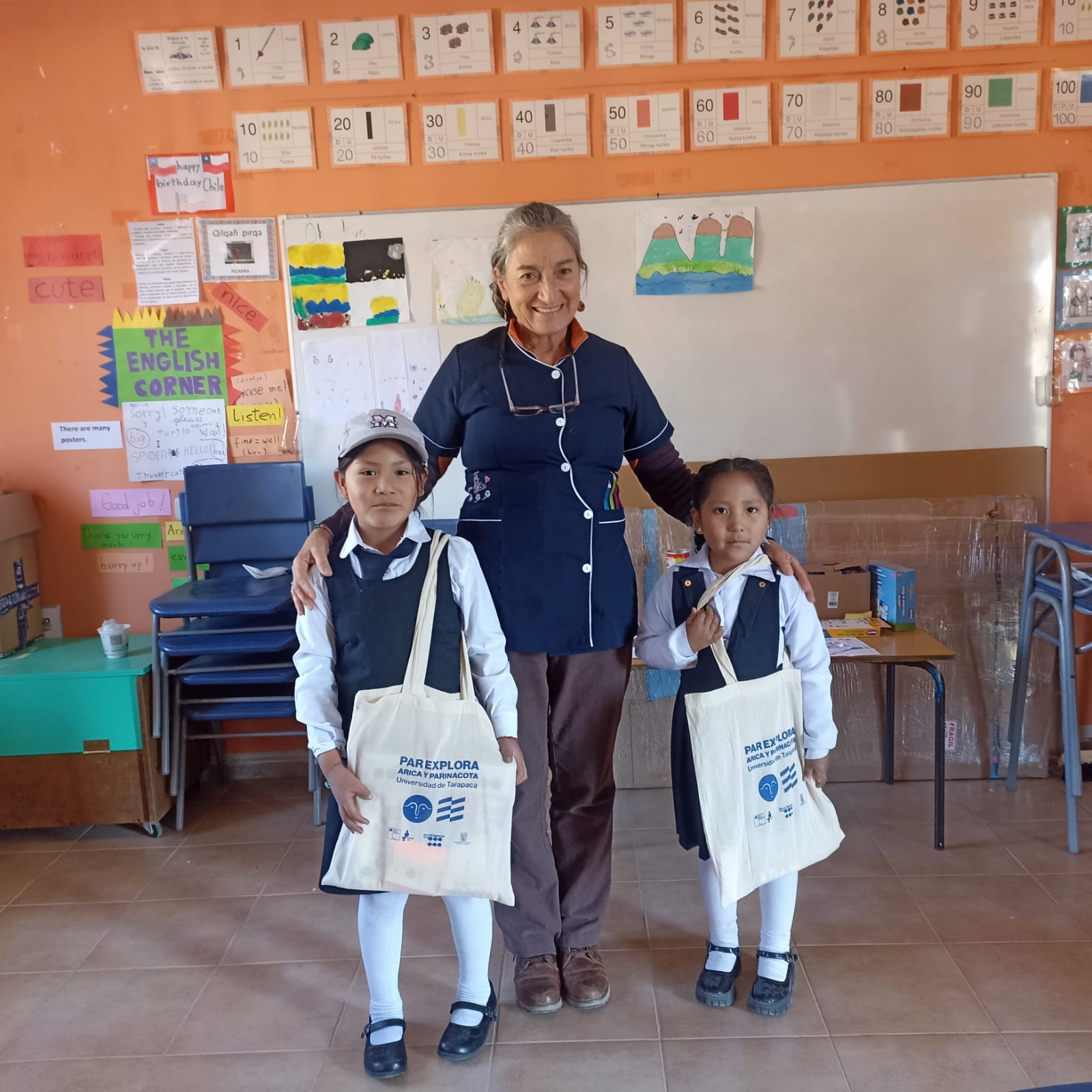 Estudiantes de escuela rural destacan en concurso regional que vincula ciencia y arte